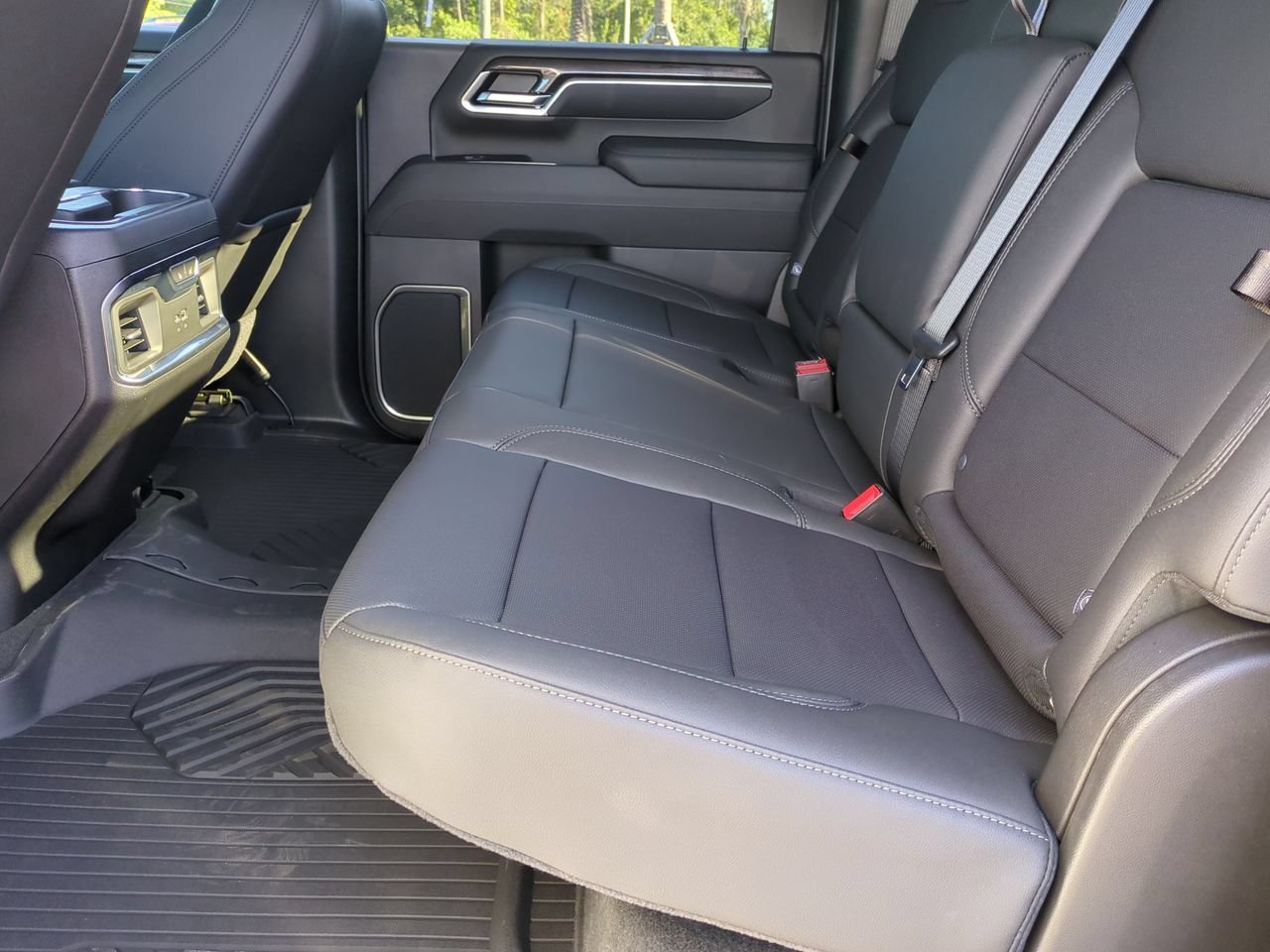 2026 Chevrolet Silverado 2500 HD LTZ - Photo 26