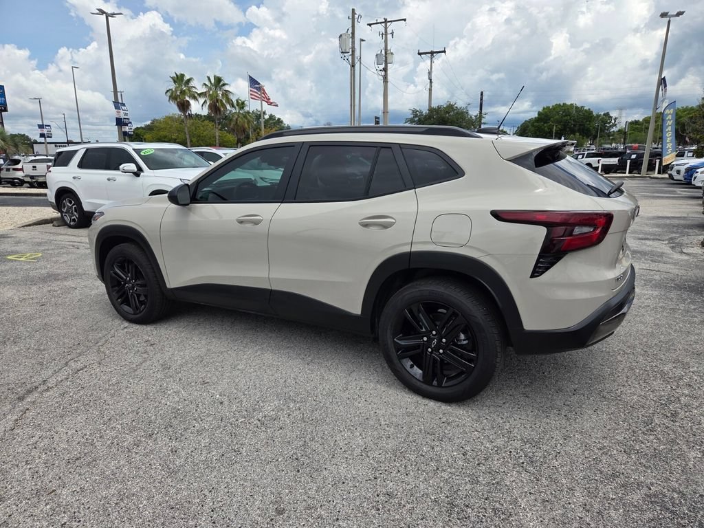 Used 2026 White Sands Chevrolet ACTIV image 9