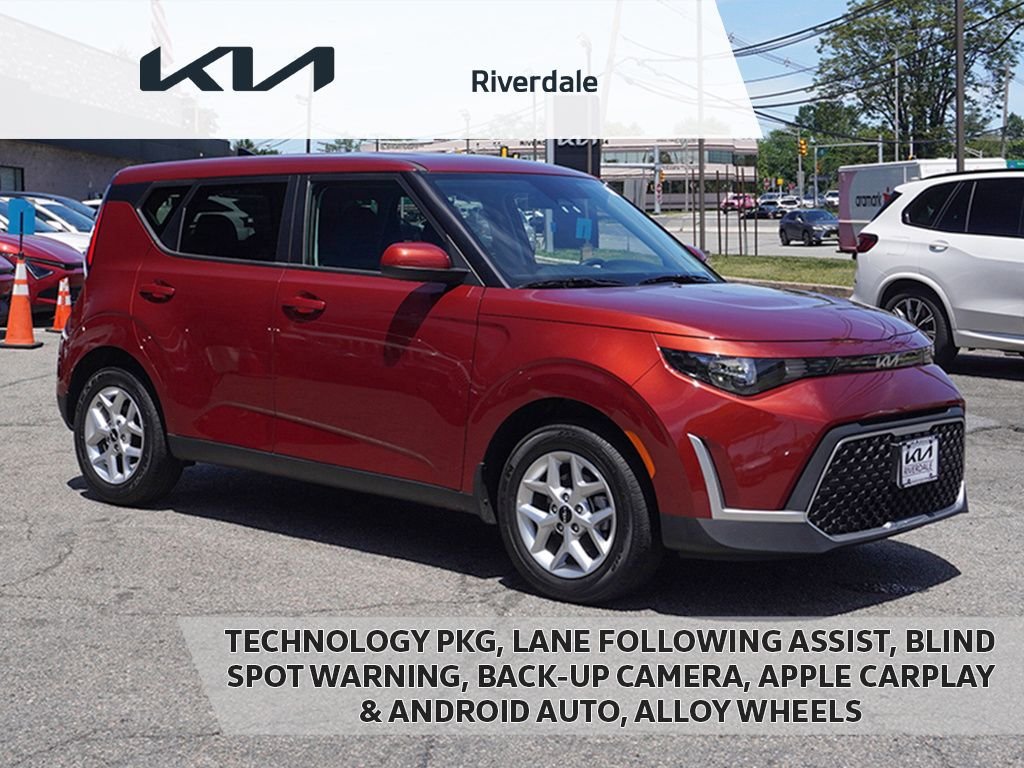 2025 Kia Soul 2.0L LX IVT's photo