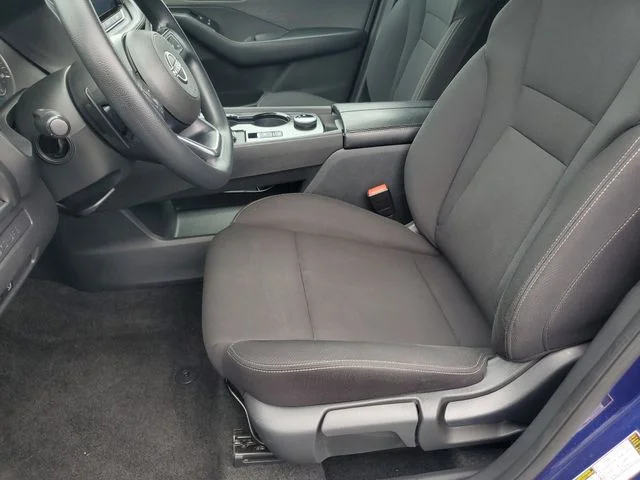 Used 2023 Blue Nissan S image 16