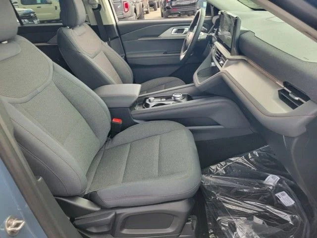 Used 2026 Vapor Blue Ford Active image 14