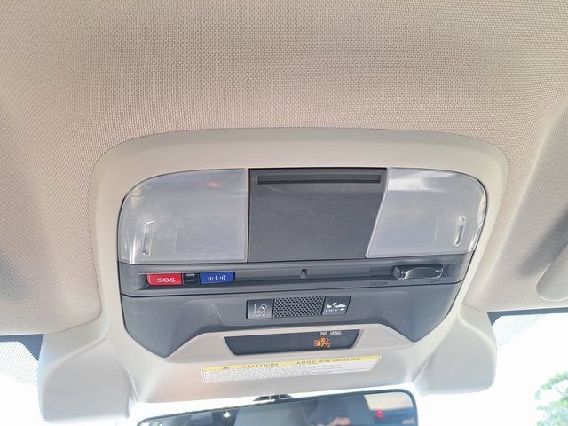 Certified Used 2023 White Subaru Premium image 19