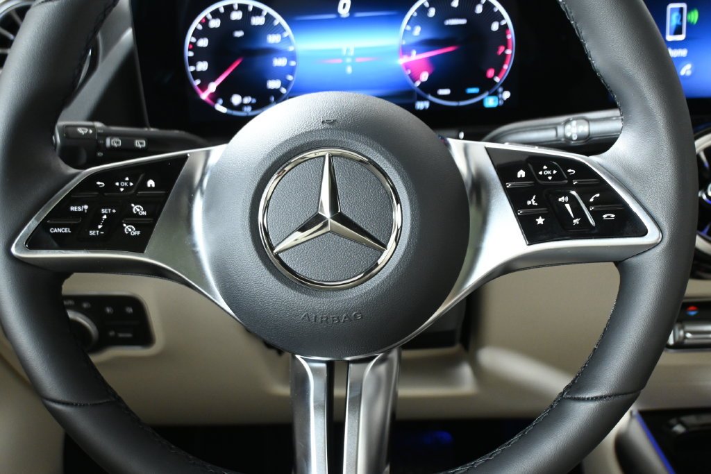 New 2026 Night Black Mercedes-Benz GLA 250 image 56