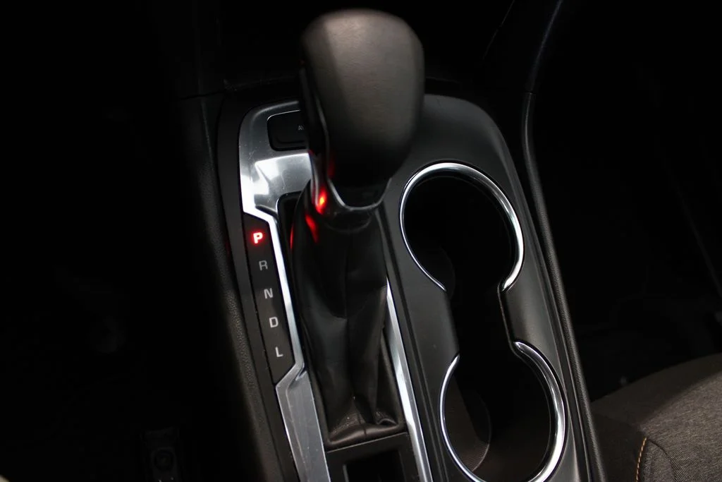 Used 2022 Gray Chevrolet LT image 17