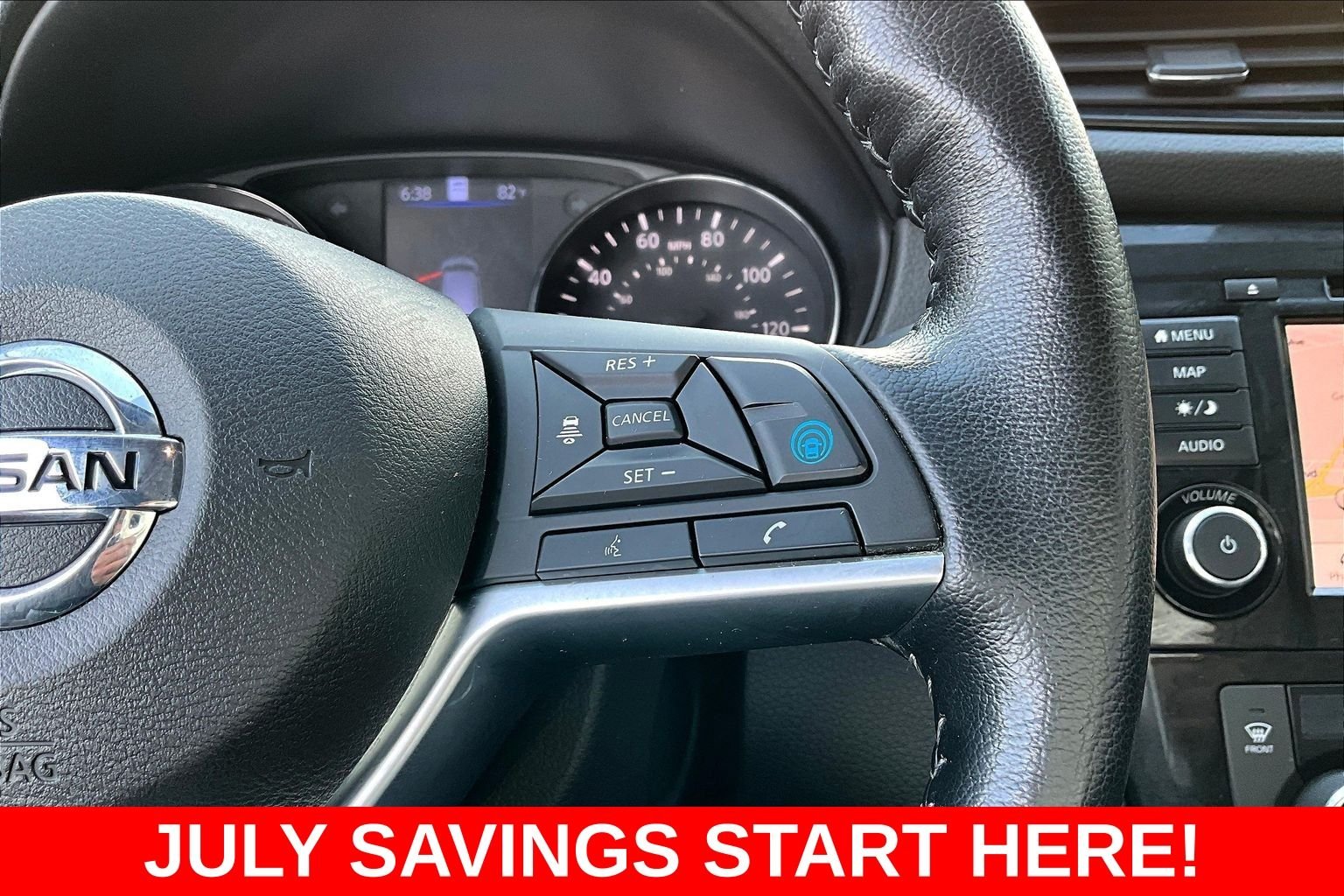 Used 2022 Silver Nissan SL image 16