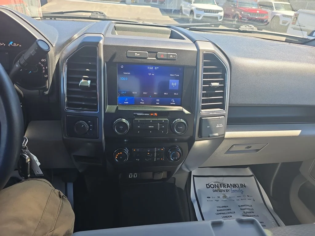 Used 2020 Blue Ford XLT image 17