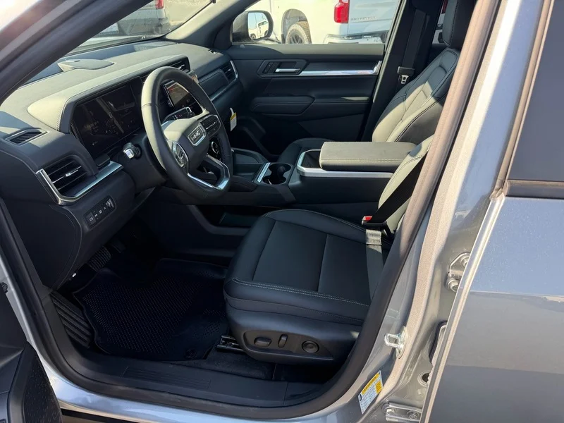 New 2027 Sterling Metallic GMC Elevation image 15