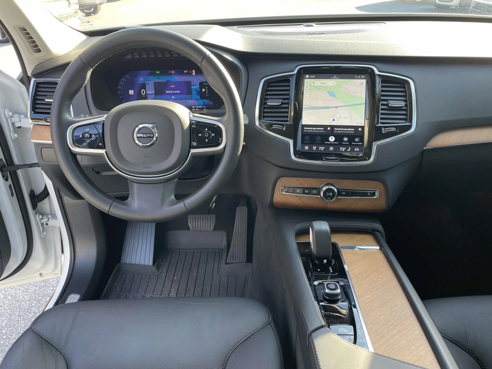Used 2025 Crystal White Metallic Volvo Plus image 4