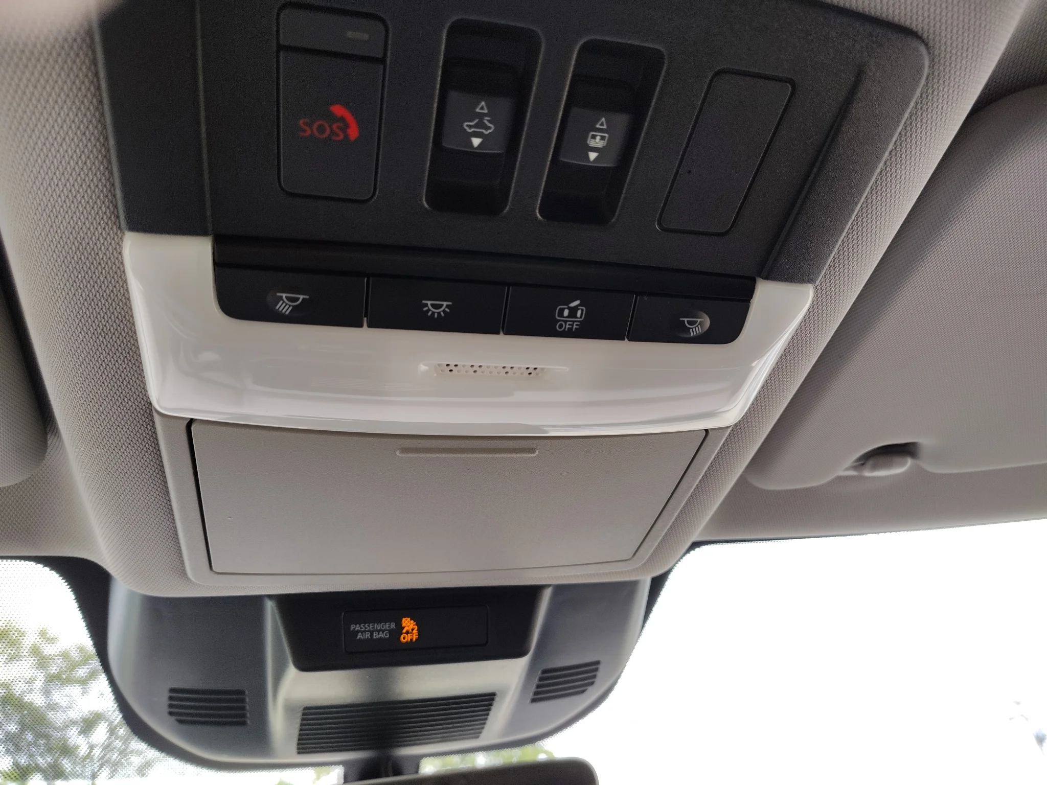 Used 2023 Black Nissan SL image 23
