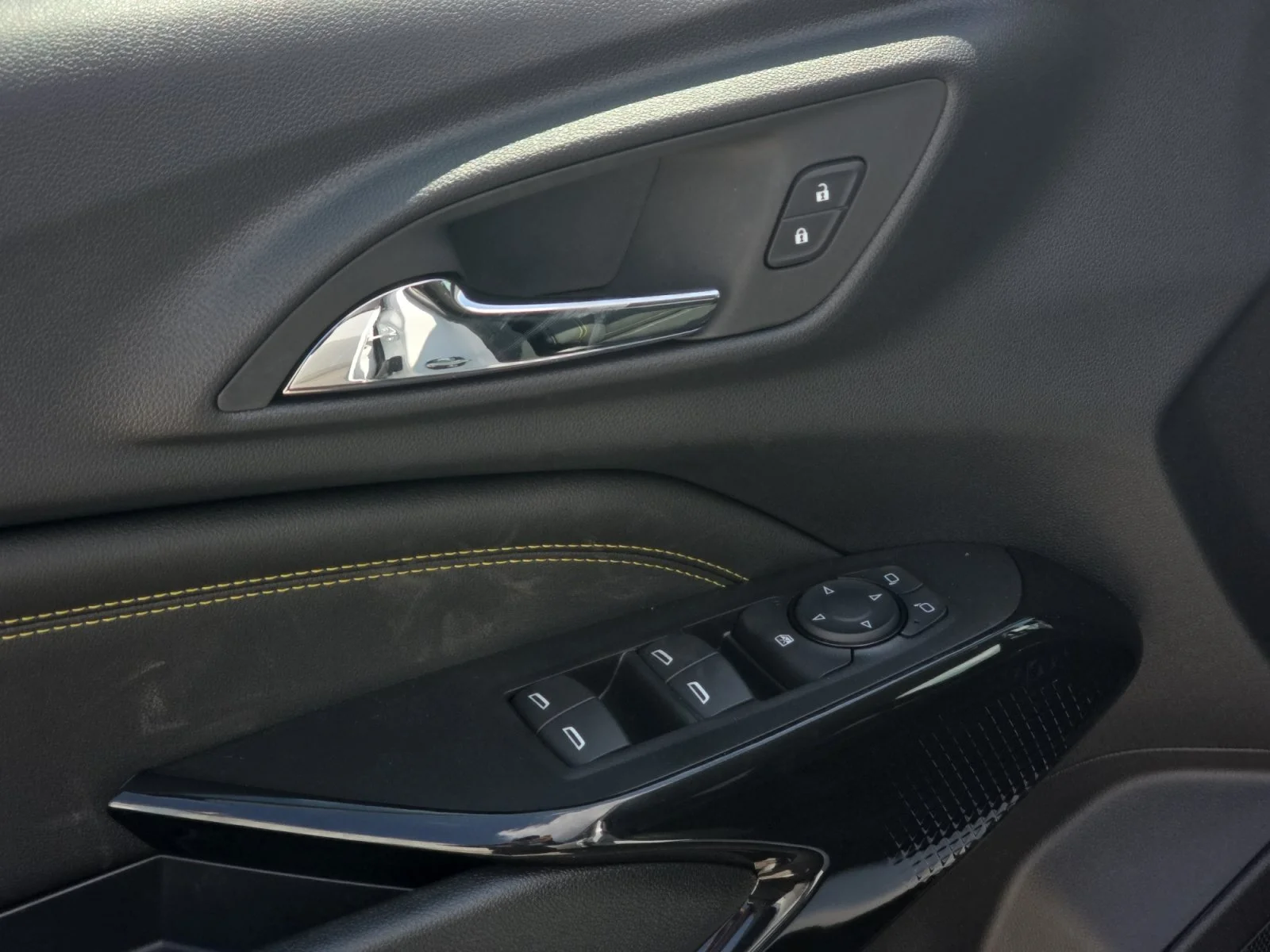 2026 Chevrolet Trax Activ - Photo 17