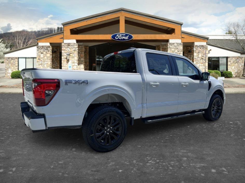 New 2026 Avalanche Ford XLT image 5