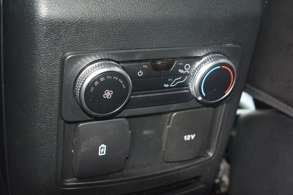 Used 2023 Gray Ford ST-Line image 23