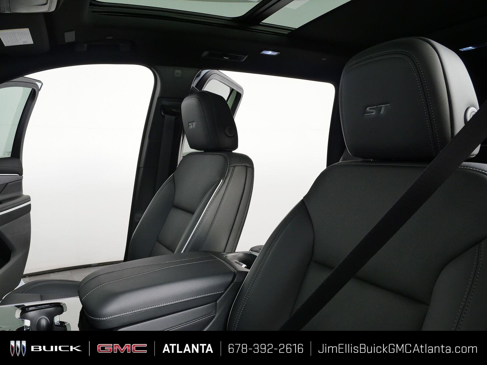 New 2027 Iridescent White Tricoat Buick Sport Touring image 5