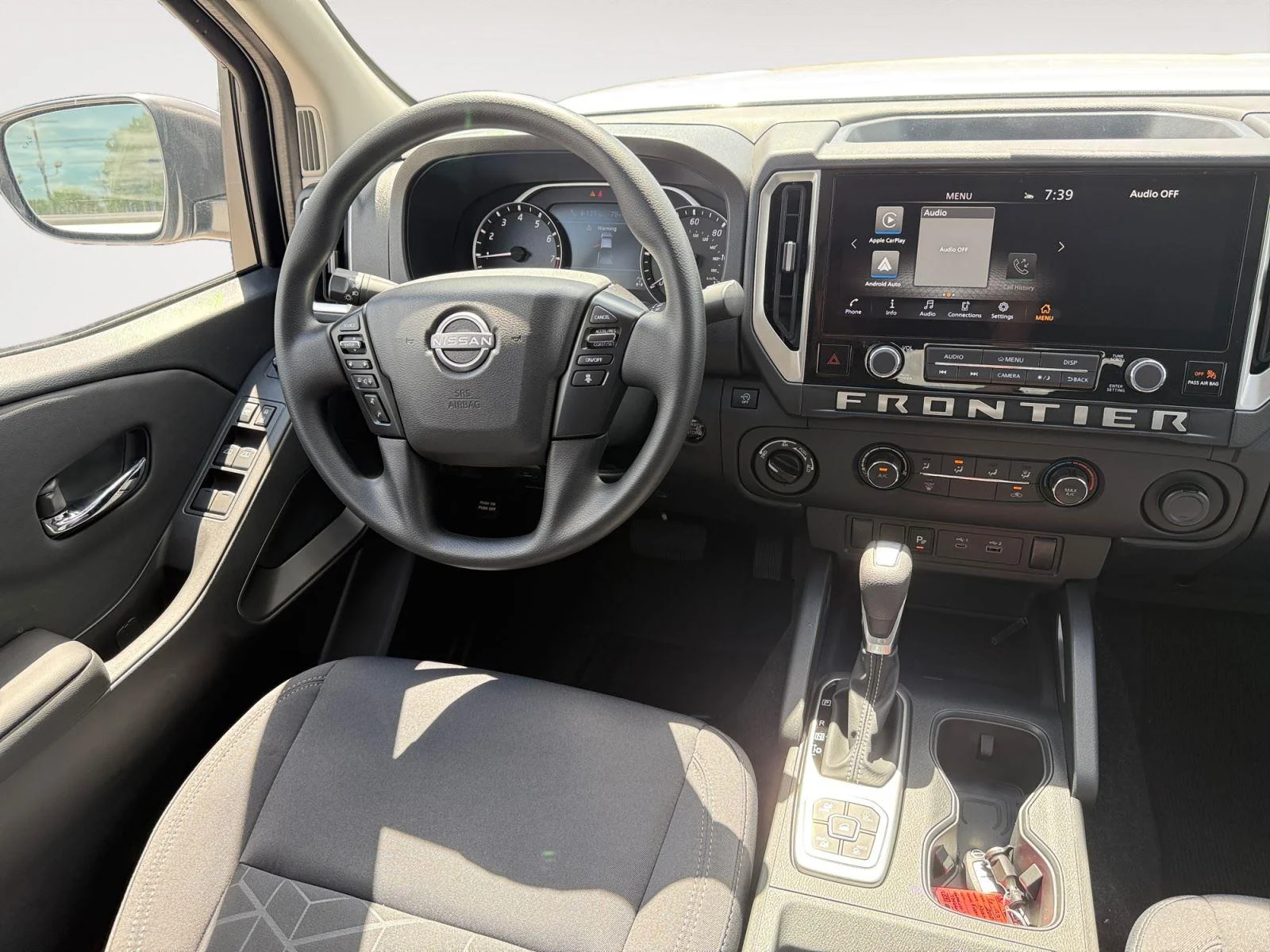 New 2026 GLACIER WHITE NISSAN CREW CAB 4X4 SV image 11