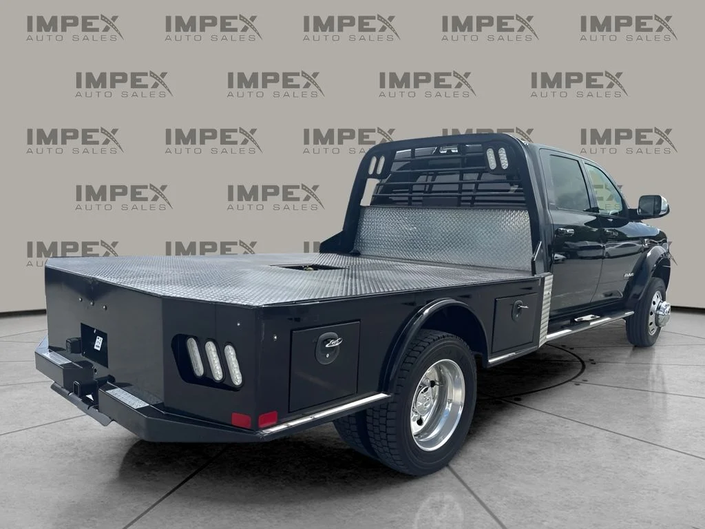 Used 2021 Black Ram Laramie image 3