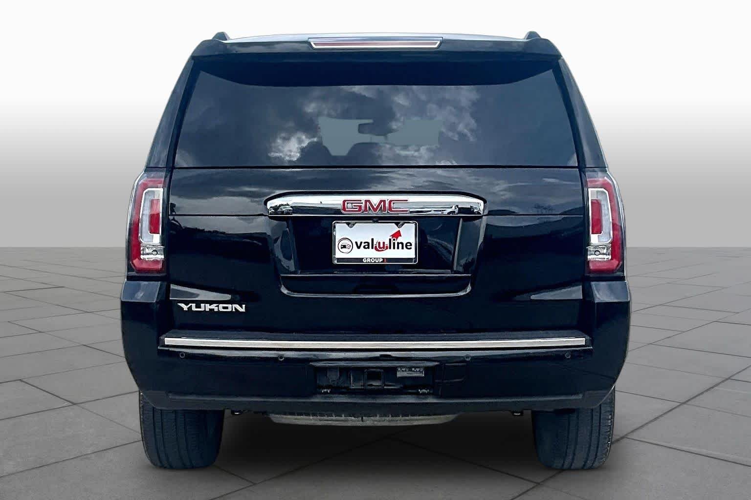 Used 2015 Onyx Black GMC Denali image 4