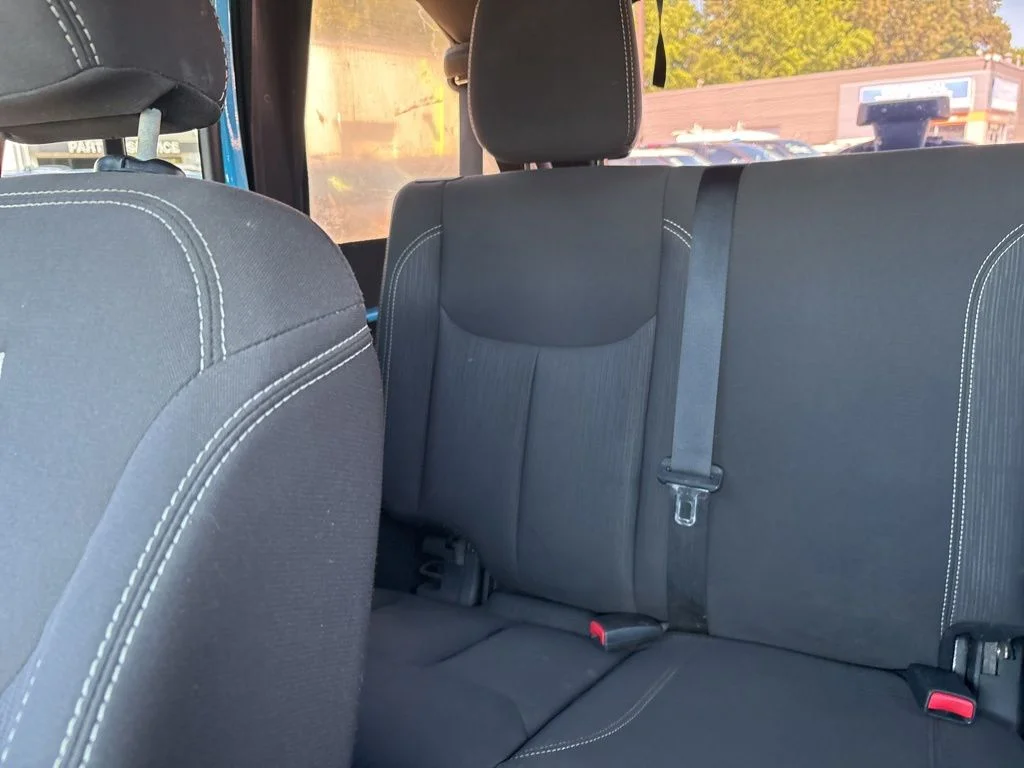 Used 2017 Blue Jeep Unlimited Rubicon image 12