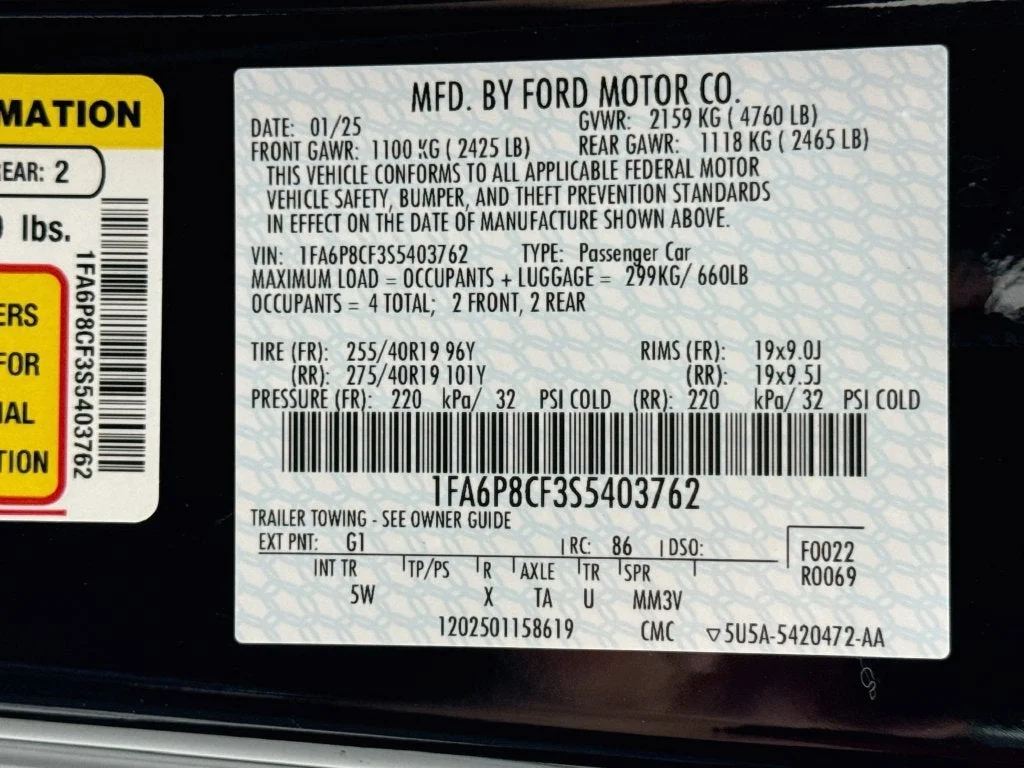 Used 2025 Shadow Black Ford GT Premium image 31