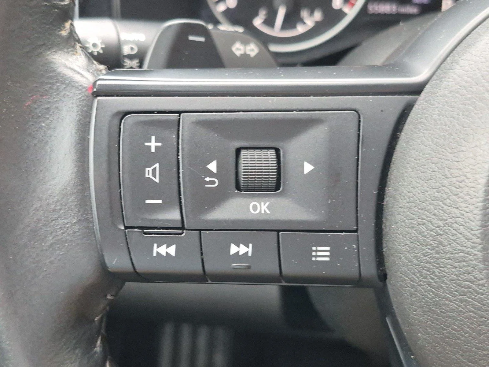 Used 2024 Super Black Nissan SV image 20