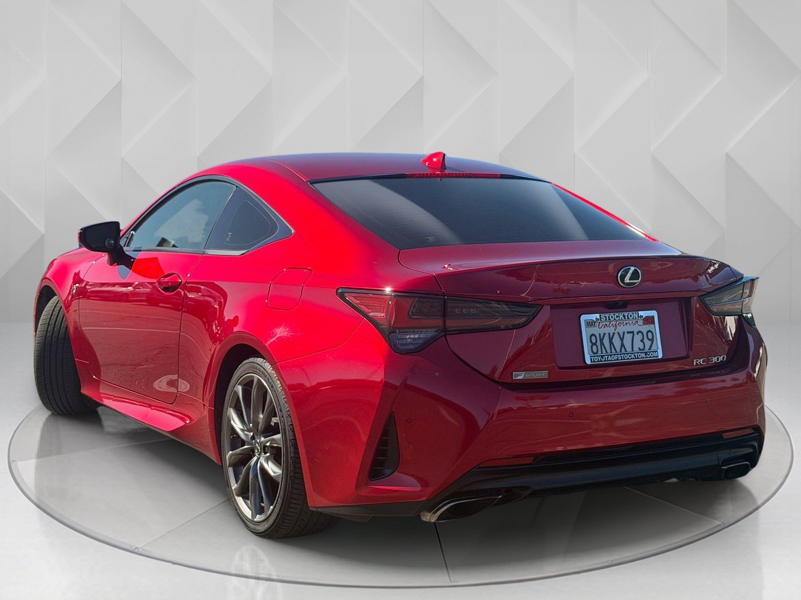 Used 2019 Infra Red Lexus 300 image 3