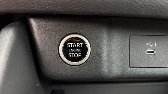 Used 2023 White Nissan SV FWD image 27