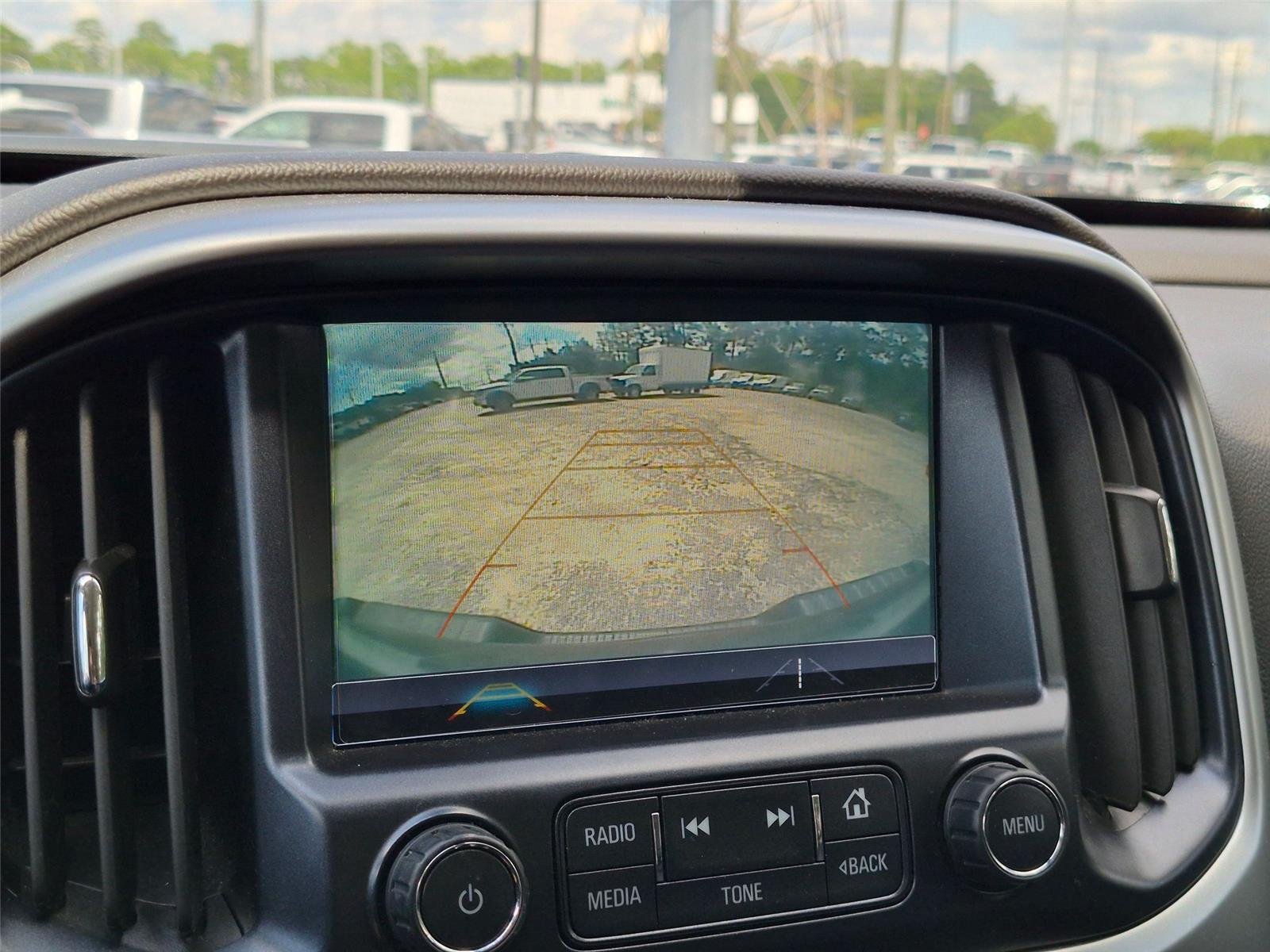 Used 2018 SILVER CHEVROLET ZR2 image 13