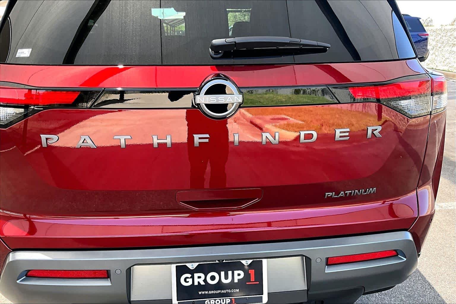 New 2026 Scarlet Ember Tintcoat Nissan Platinum image 8