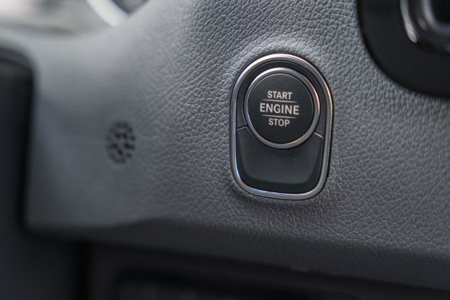 New 2026  Mercedes-Benz Crew 144 WB image 72