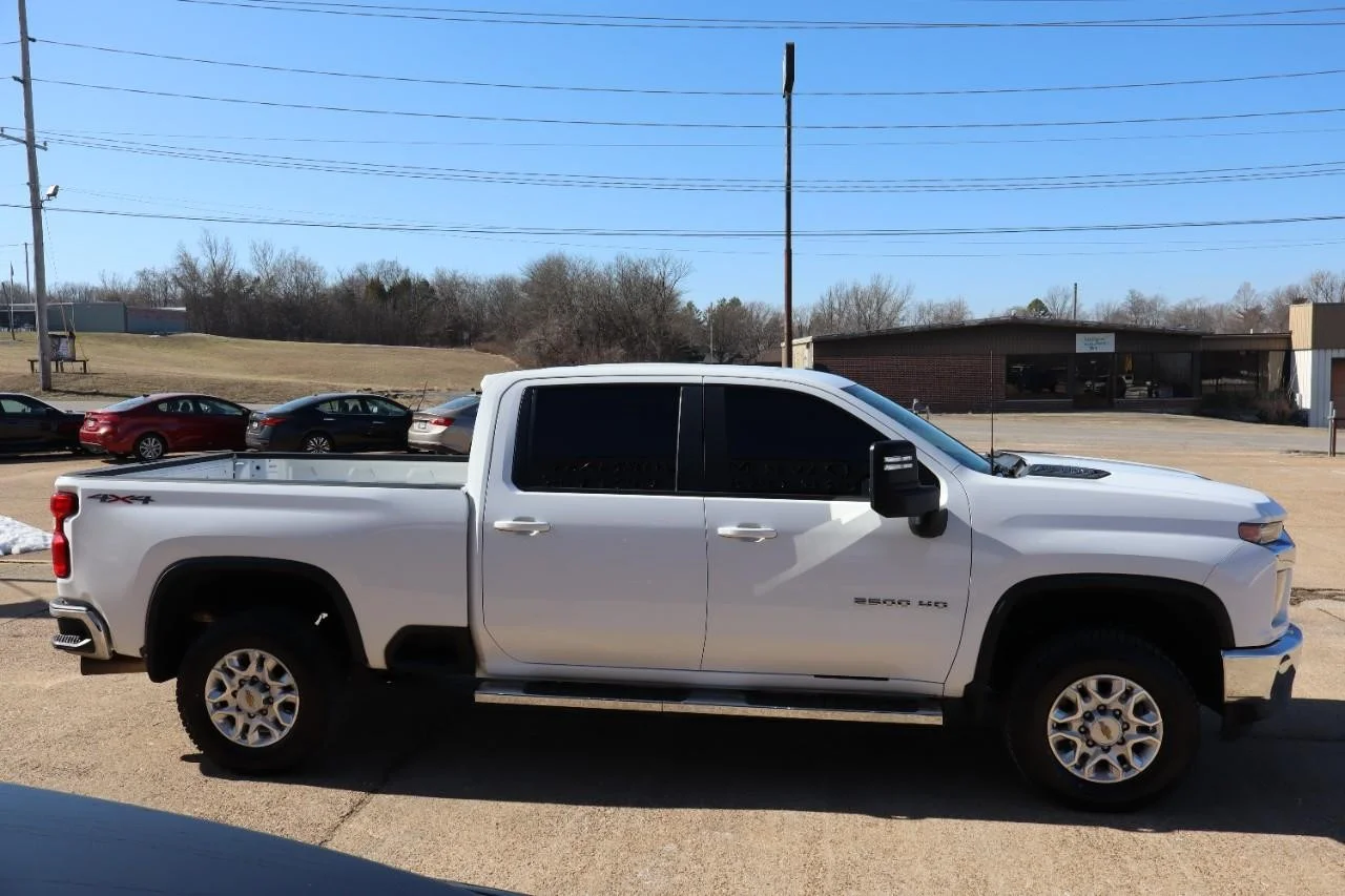 Used 2021 WHITE Chevrolet LT image 6