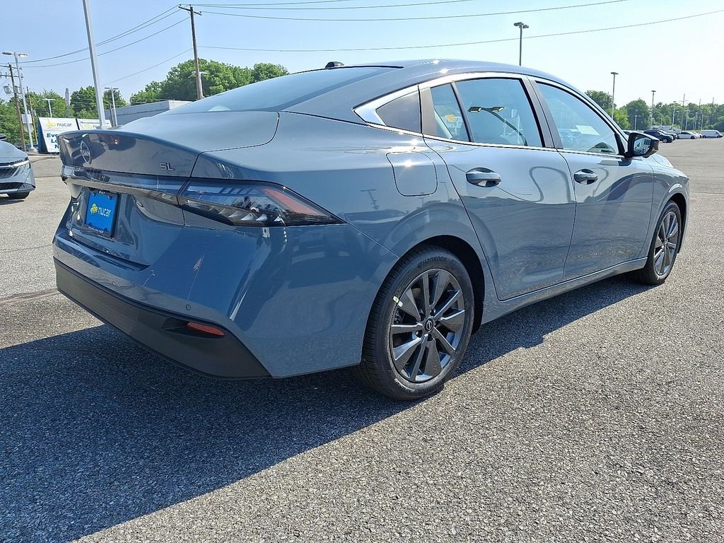 New 2026 Atlantic Gray Metallic Nissan SL image 4