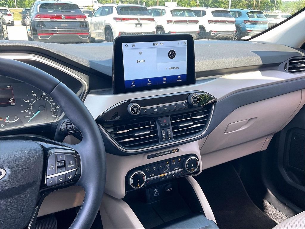 Used 2022 Agate Black Metallic Ford SEL image 17