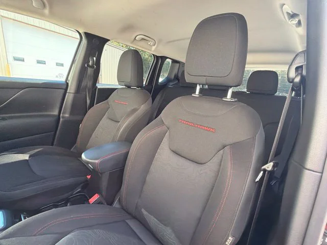 Used 2023 Black Jeep Trailhawk image 18