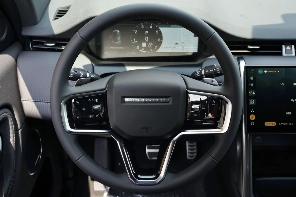 New 2026 Santorini Black Land Rover Landmark image 16