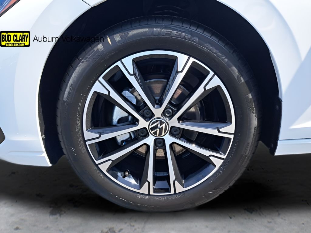 New 2026 White Volkswagen 1.5T Sport image 30