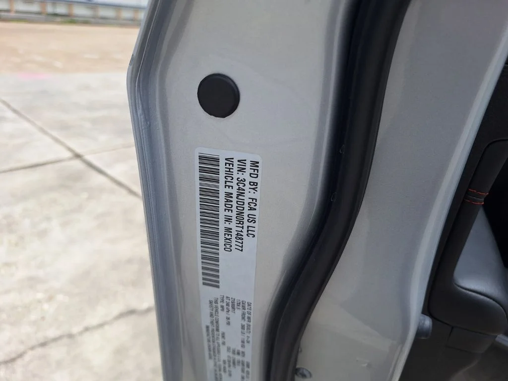 Used 2024 Silver Jeep Trailhawk image 34