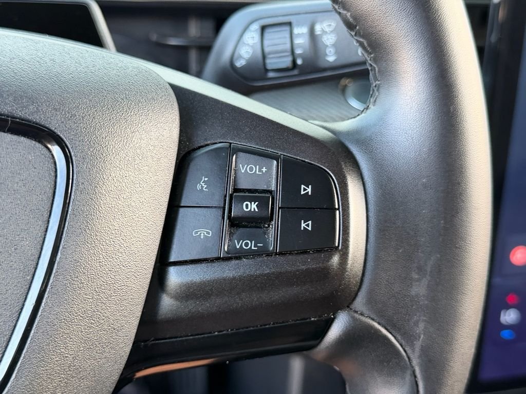 Used 2024 Blue Ford Select image 23