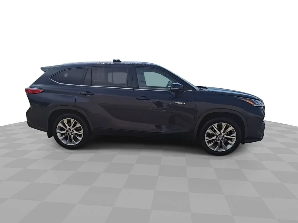 Used 2021 Blue Toyota Limited image 9