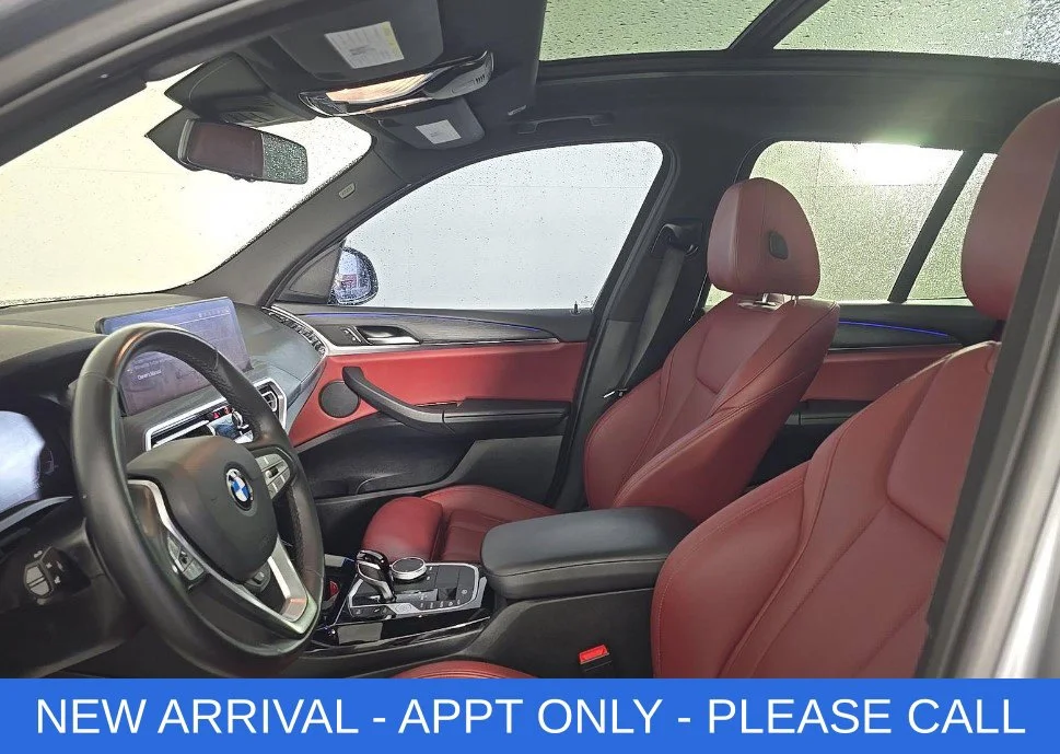 Used 2023 Gray BMW xDrive30i image 2