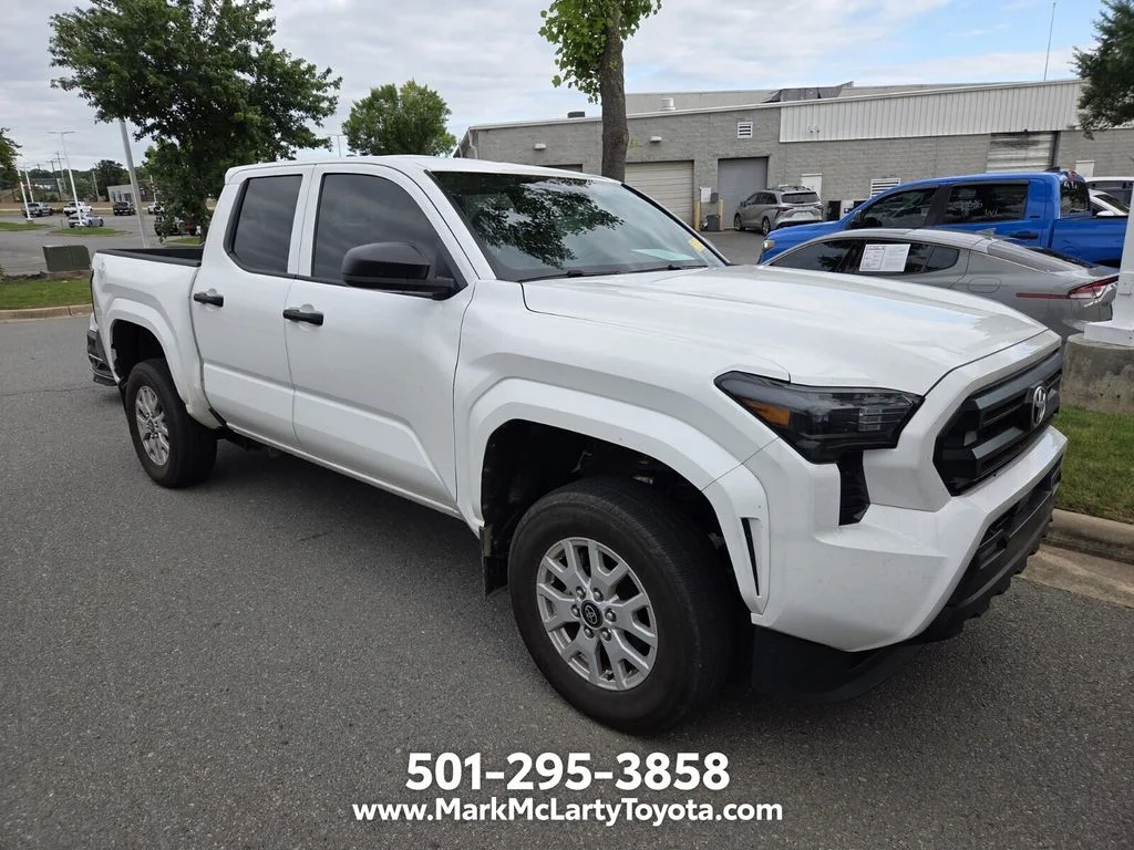 Used 2024 White Toyota SR image 10