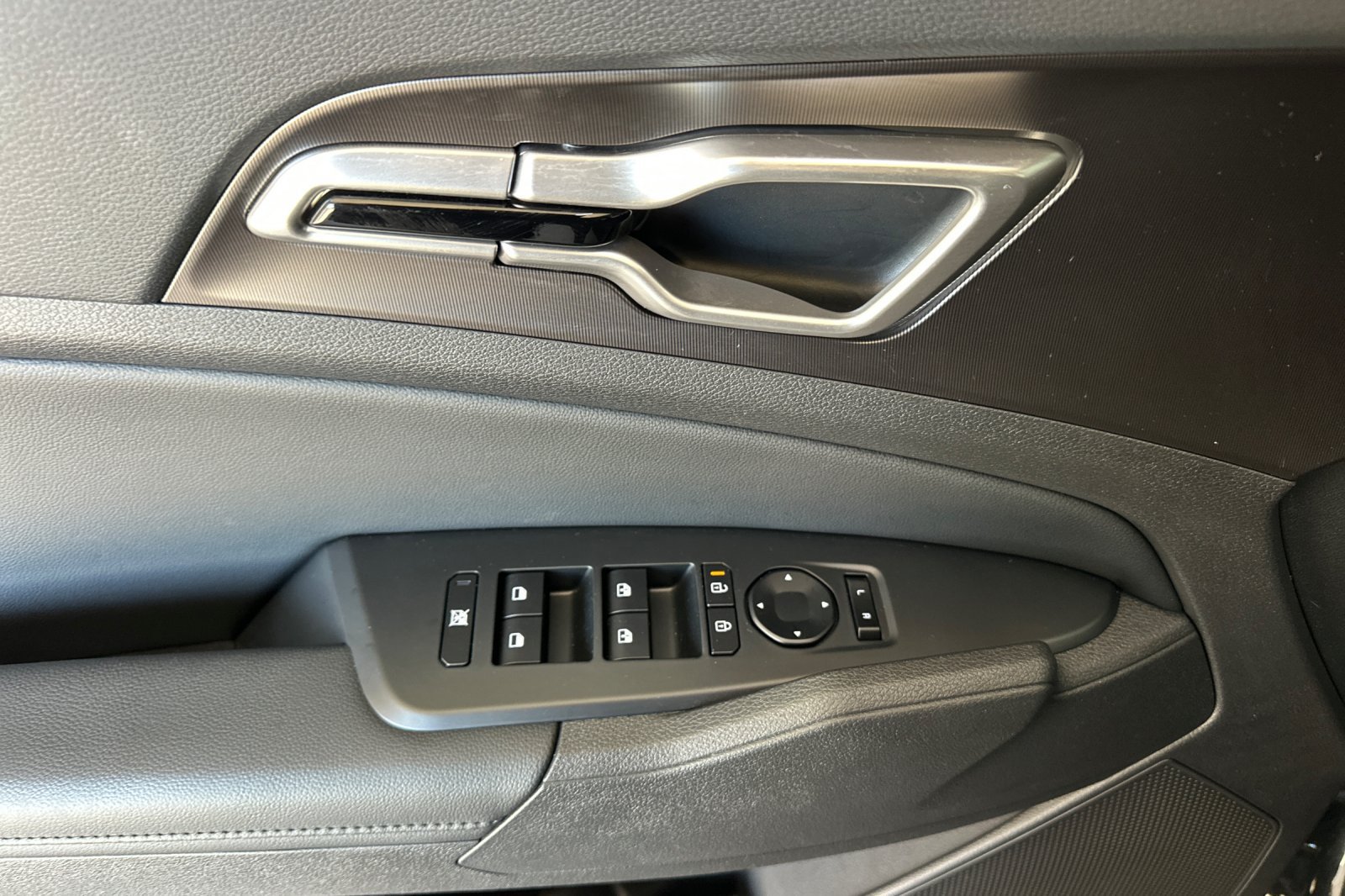 Used 2026 Black Kia EX image 11
