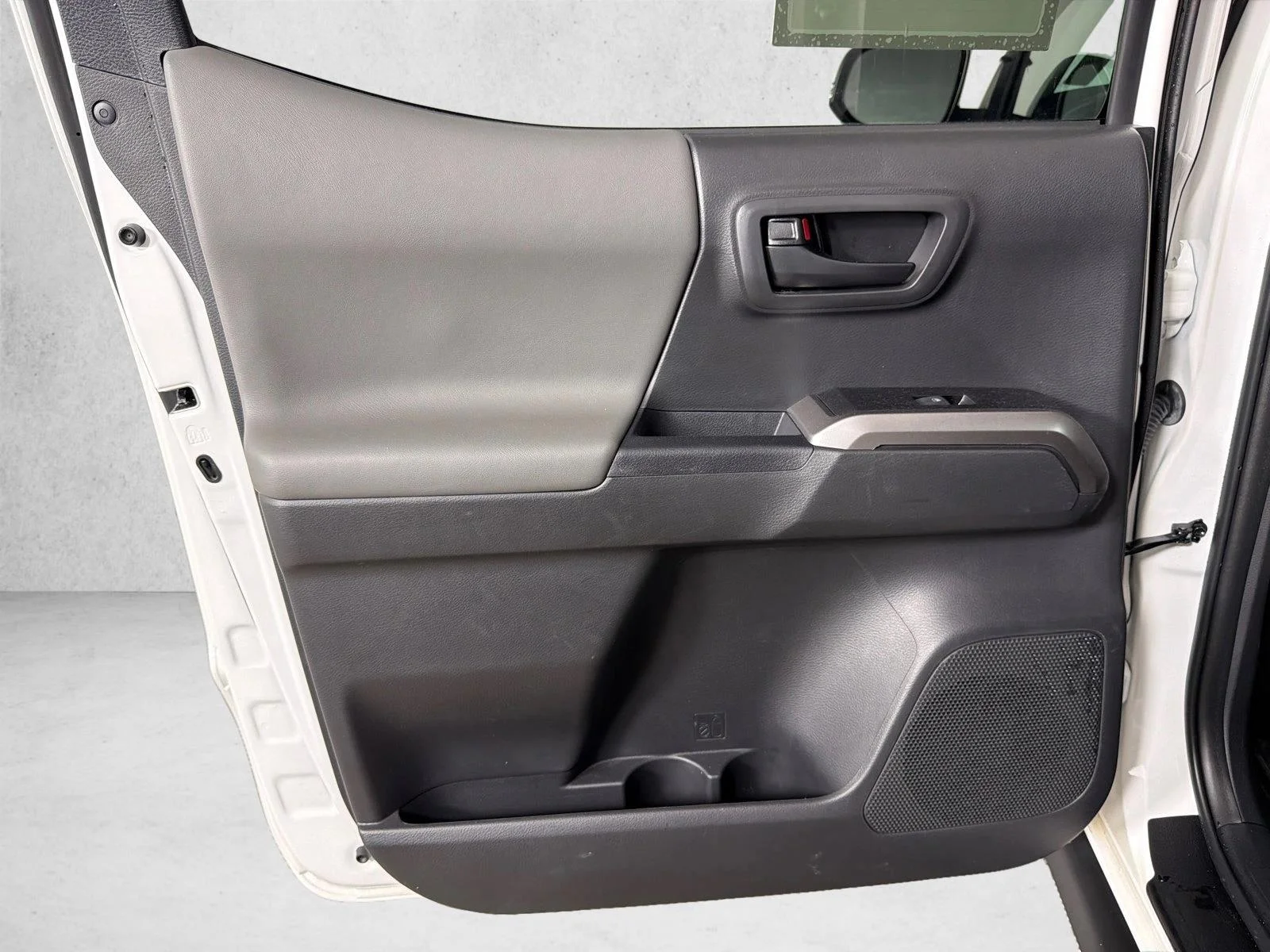 Used 2023 Silver Toyota SR image 21
