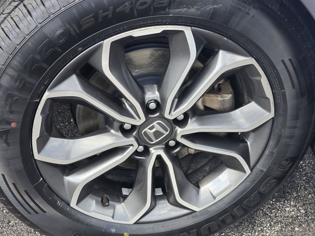 Used 2022 White Honda EX image 8