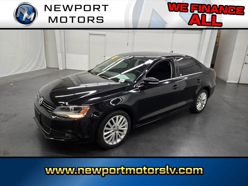2013 Volkswagen Jetta 2.5L SEL Auto's photo
