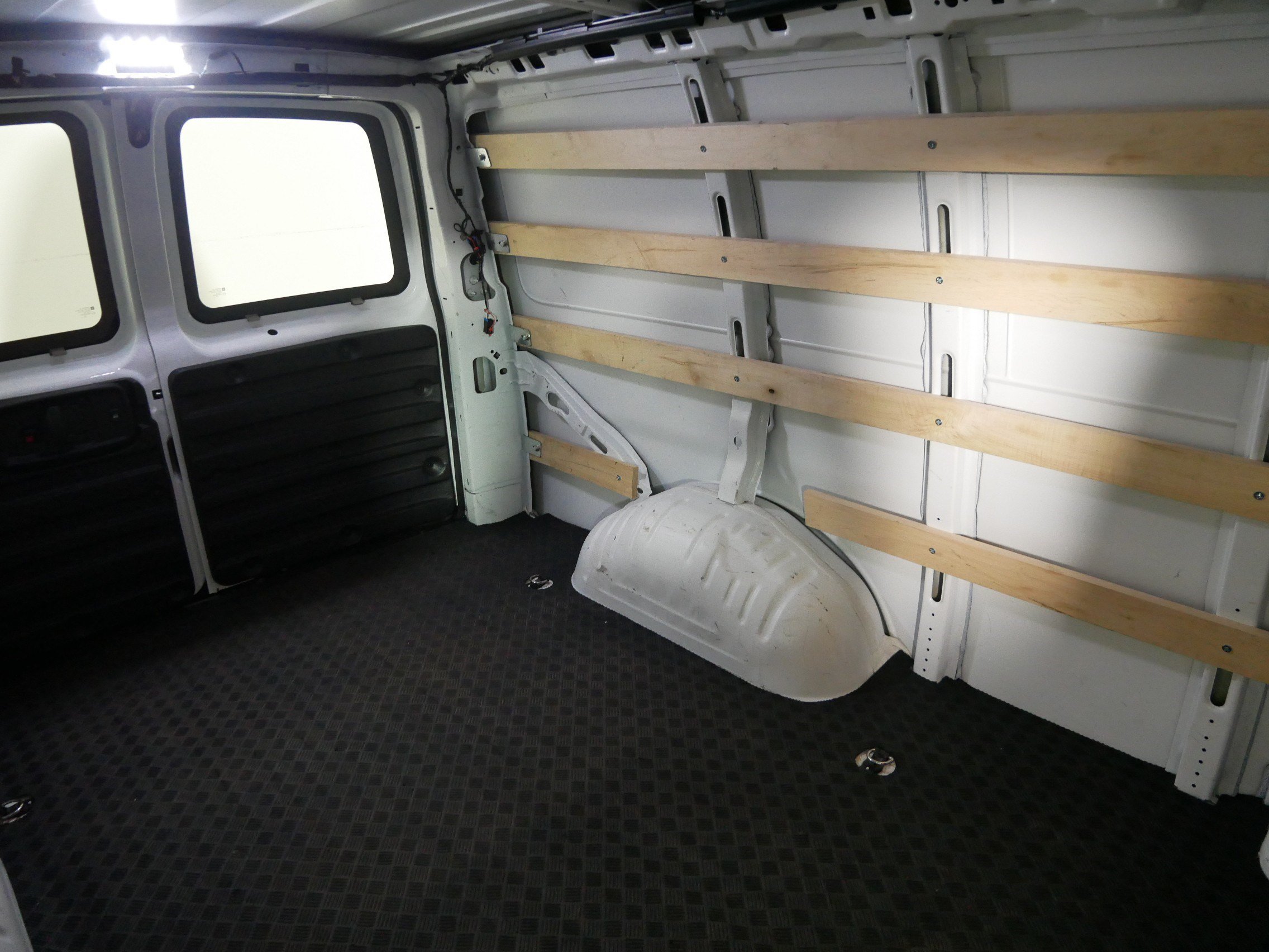 Used 2025 Summit White Chevrolet WT image 14