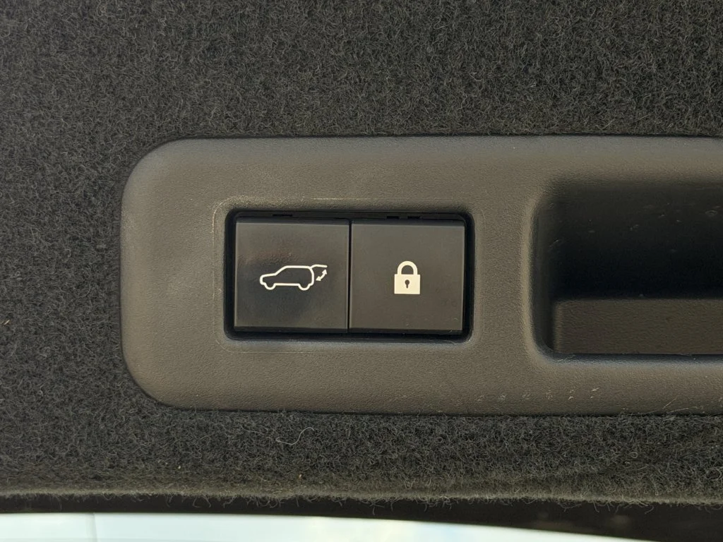 Used 2020 Black Lexus 350 image 28