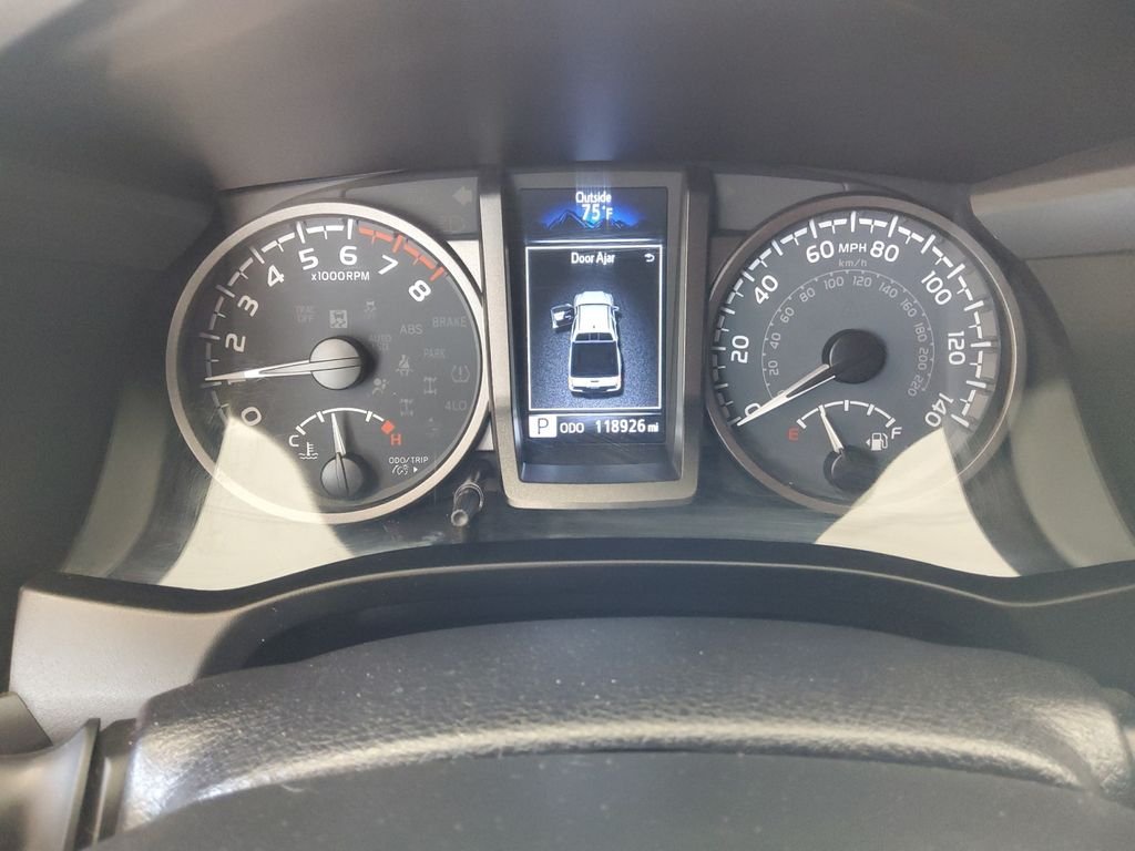 Used 2021  Toyota TRD Off-Road image 10