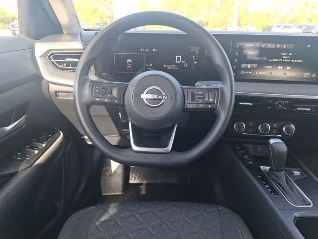 Used 2025 Red Nissan SV image 14