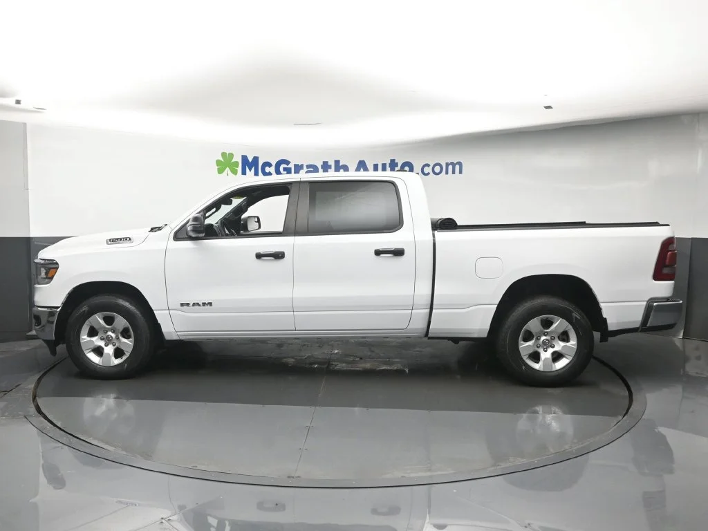 Used 2023 White Ram Big Horn/Lone Star image 22