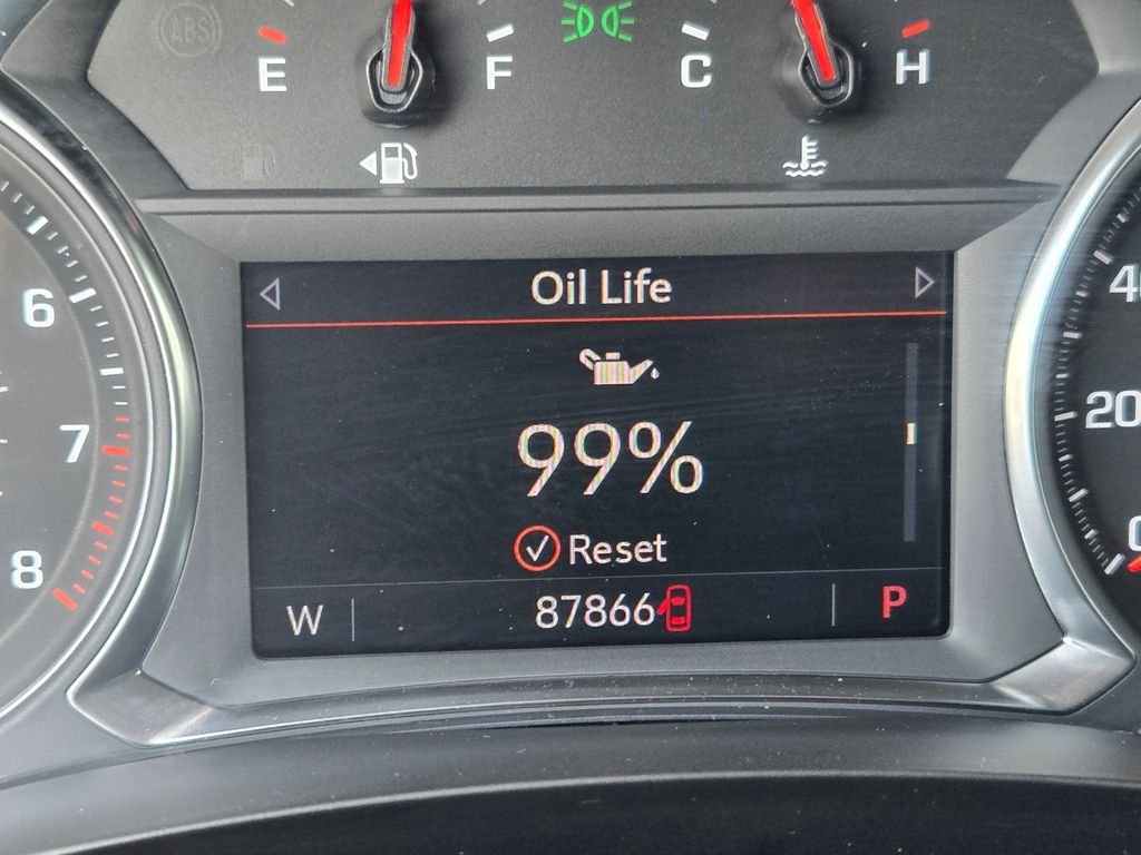 Used 2023 White Chevrolet LT image 19