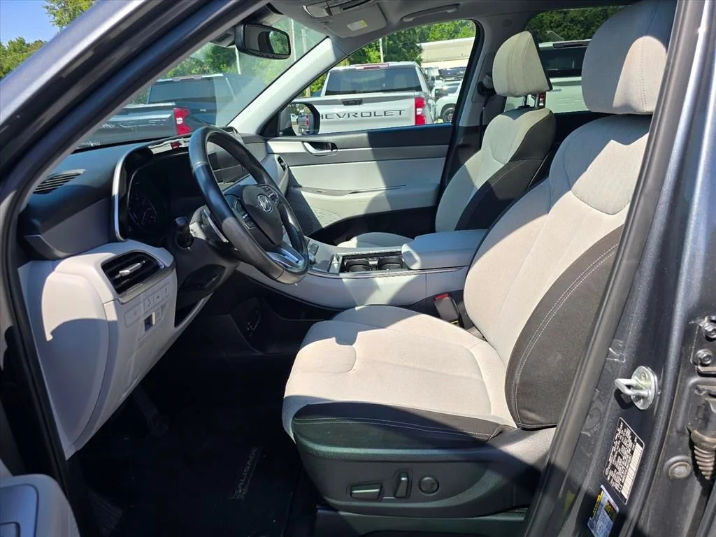 Used 2021 Gray Hyundai SEL image 10
